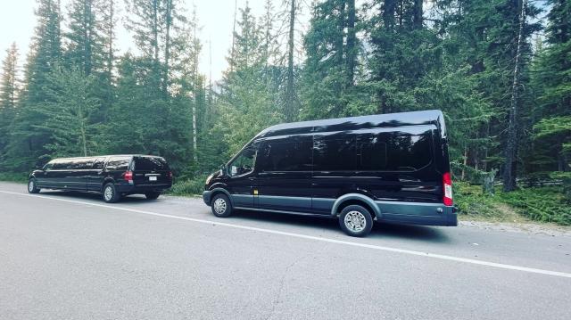 How to Book a Limo for Events: A Step-by-Step Guide